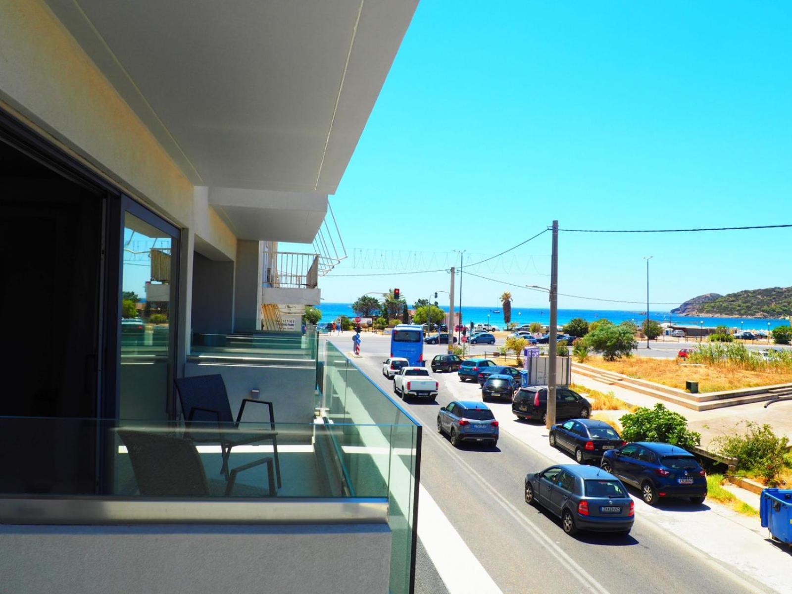 Golden Sand Suites Anavyssos Exterior photo