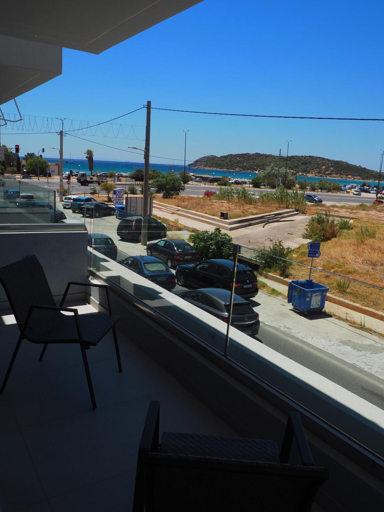 Golden Sand Suites Anavyssos Exterior photo
